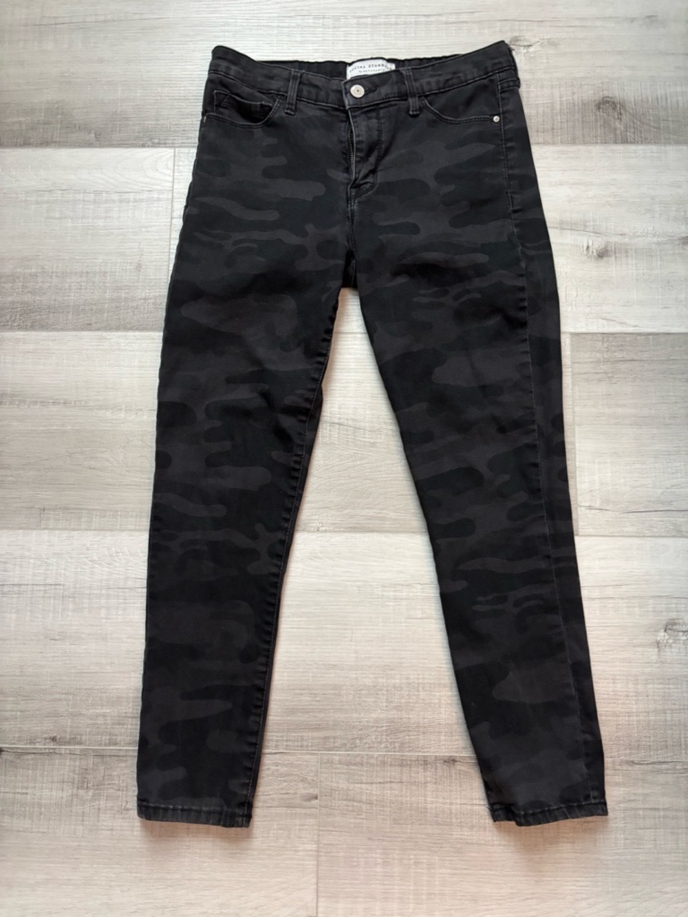Social Standard Sanctuary Black Camo Ankle Skinny Jeans Stretch Mid Rise